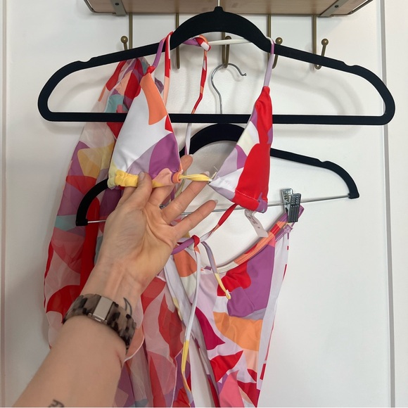 3 Piece Multicolor Thong Bikini w/ Cover Up - Picture 3 of 8